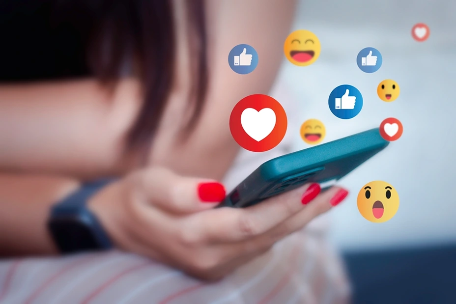 digital-marketing-service-social-media-pogotix